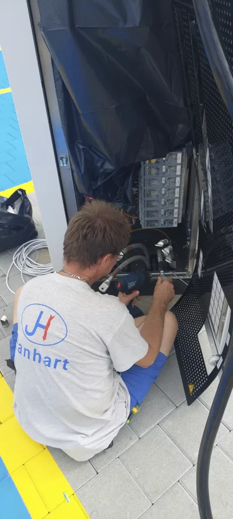 Gofast-Bornes_de_Recharge-Hanhart_Electricite-04 GoFast Nyon Hanahrt Electricité