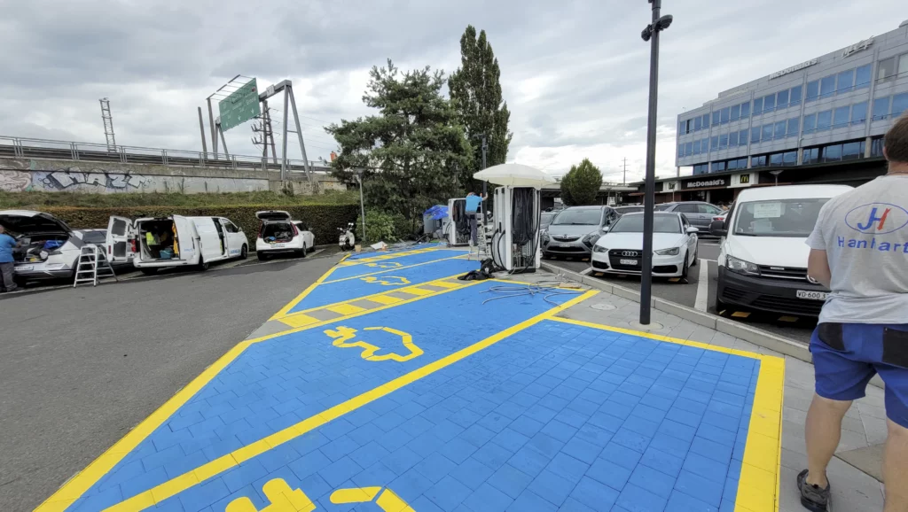 Gofast-Bornes_de_Recharge-Hanhart_Electricite-10 GoFast Nyon Hanahrt Electricité