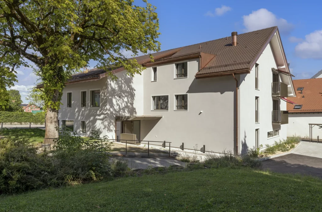 Bâtiment de commune Vich-9622-Modifier-web Maison du Tilleul à Vich Installation électrique Hanhart électricité